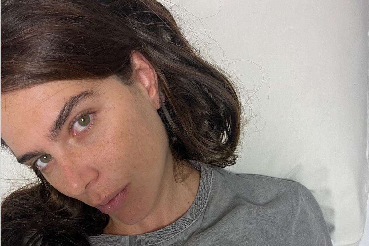 Mariana Goldfarb é hospitalizada com intoxicação alimentar