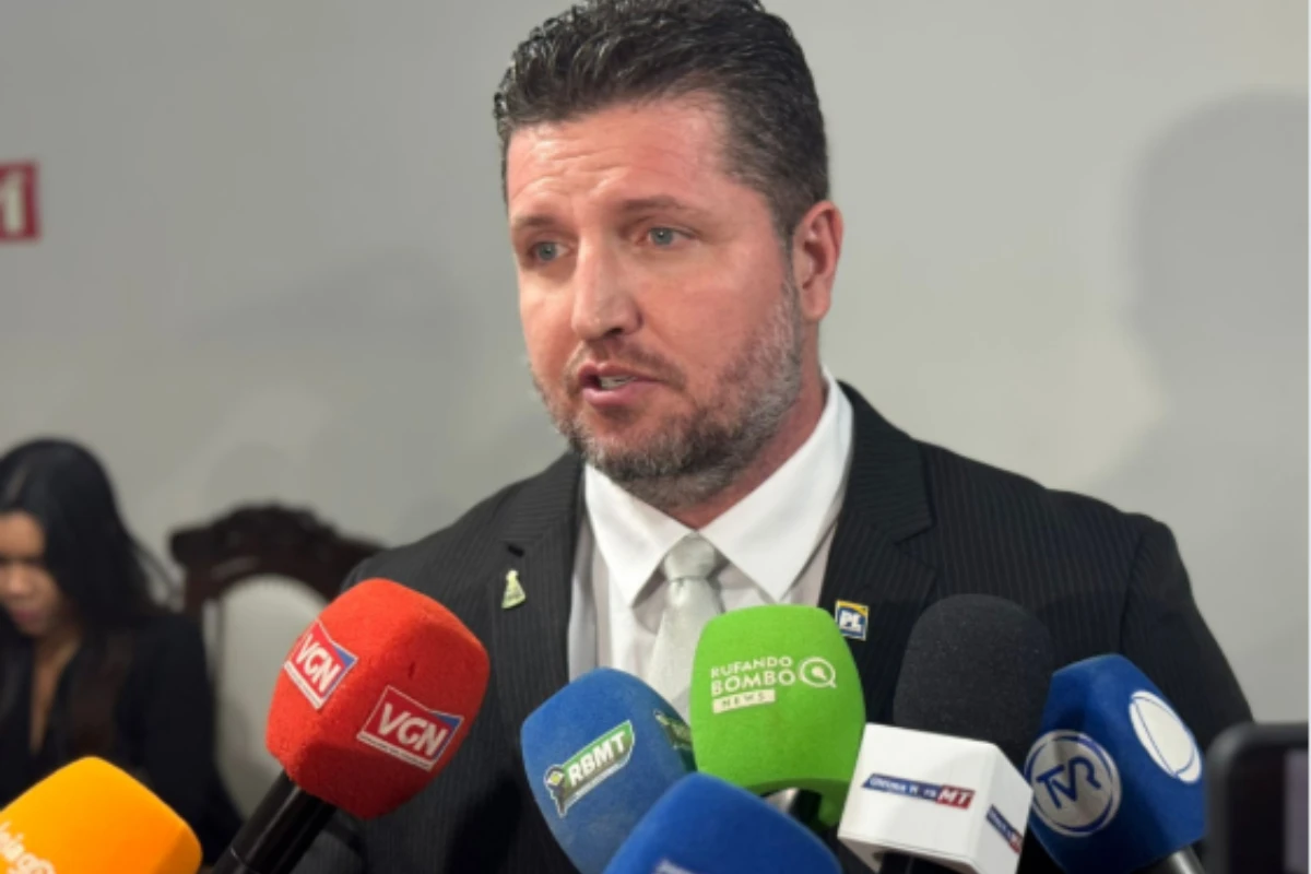 “Só incentiva ficar na rua”, diz vereador que defende fim de esmola