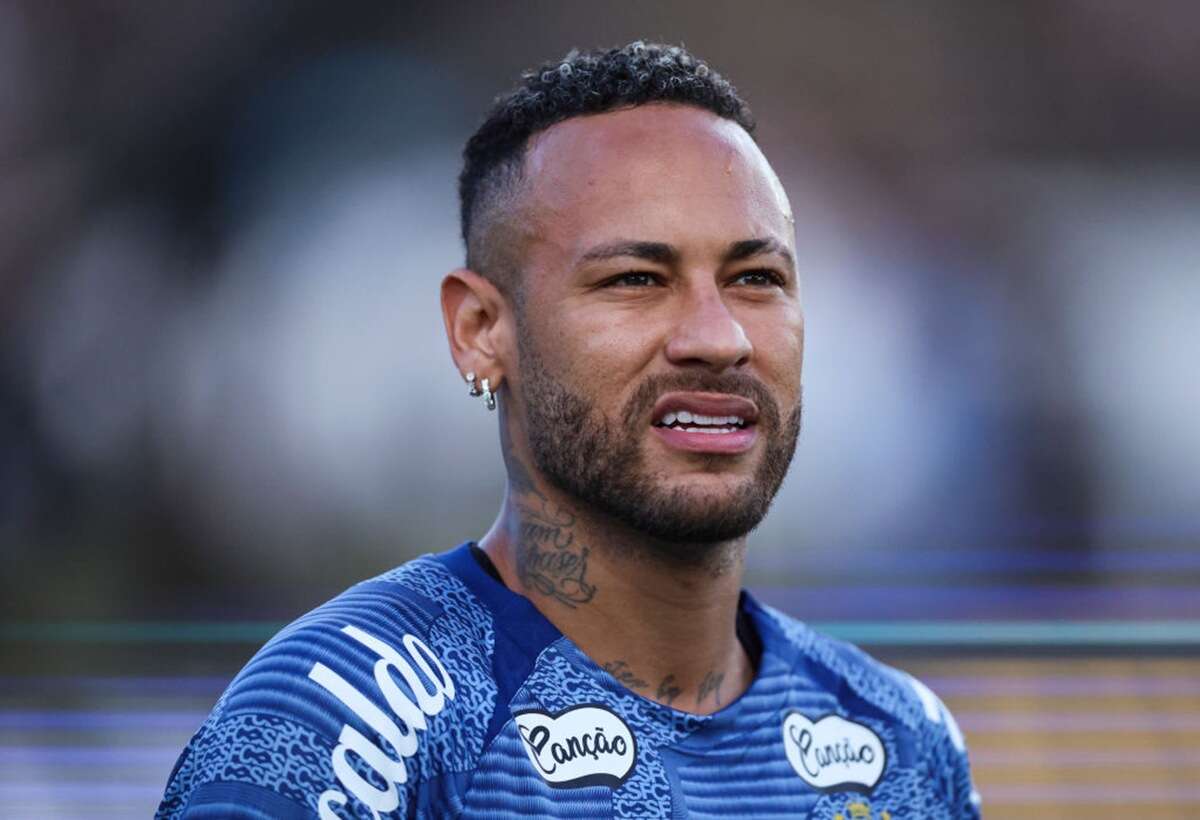 Neymar atualiza torcida sobre possível lesão contra o Bragantino. Veja