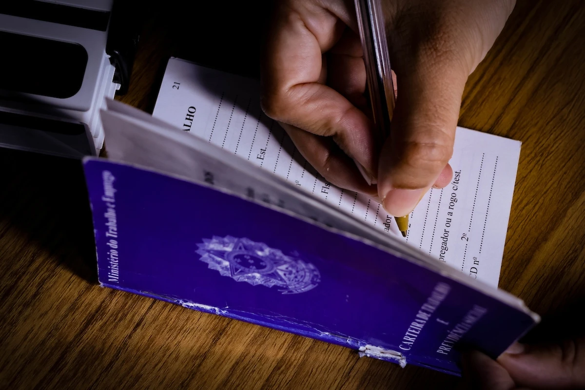 DF tem 1.080 vagas de emprego abertas com salário de até R$ 5,5 mil