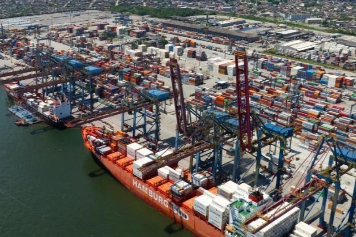 Tecon 10: as polêmicas do leilão bilionário do maior terminal de contêiner do país