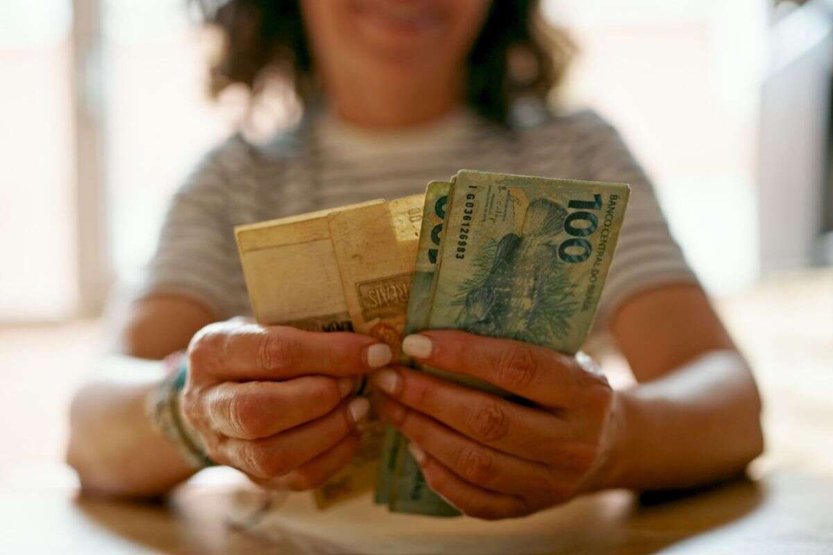 Governo nega confisco de dinheiro depositado em contas bancárias