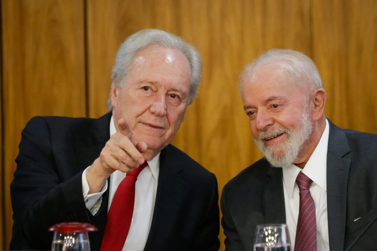 Lewandowski manda PF investigar mulher que gritou “Lula ladrão” em SP