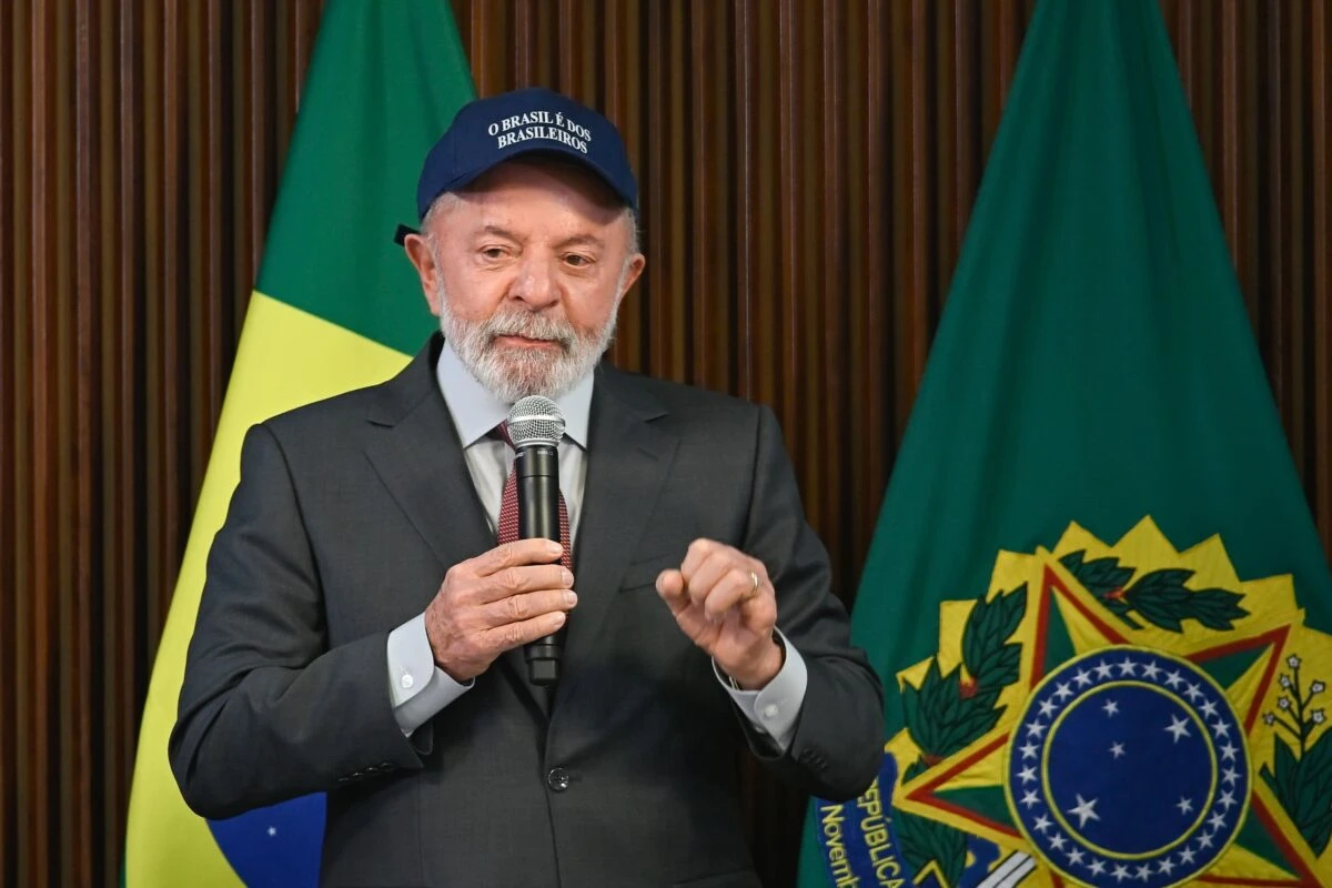 Lula anuncia conselho sobre terras raras: “Ninguém vai colocar o dedo”