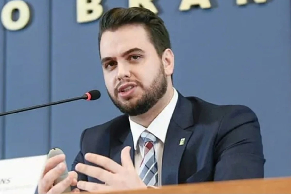 Moraes manda MJ enviar resposta dos EUA sobre Filipe Martins
