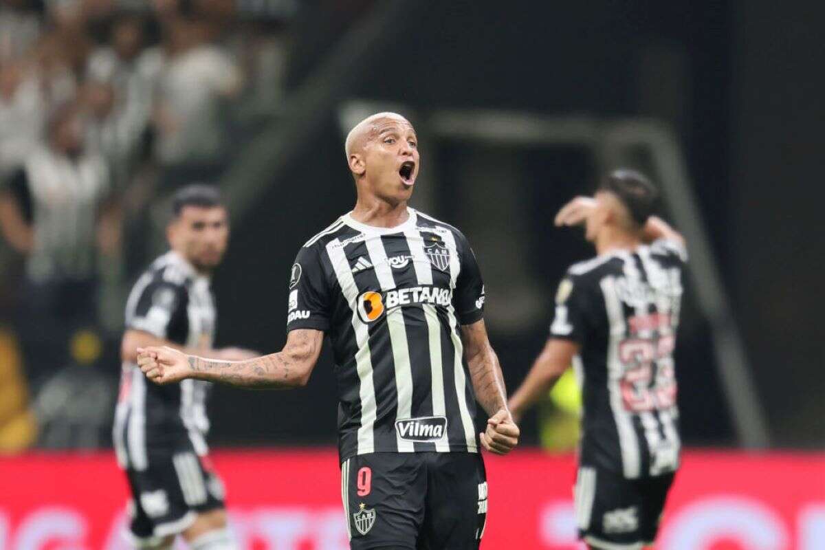 Deyverson provoca torcida do River ao ser substituído na Libertadores