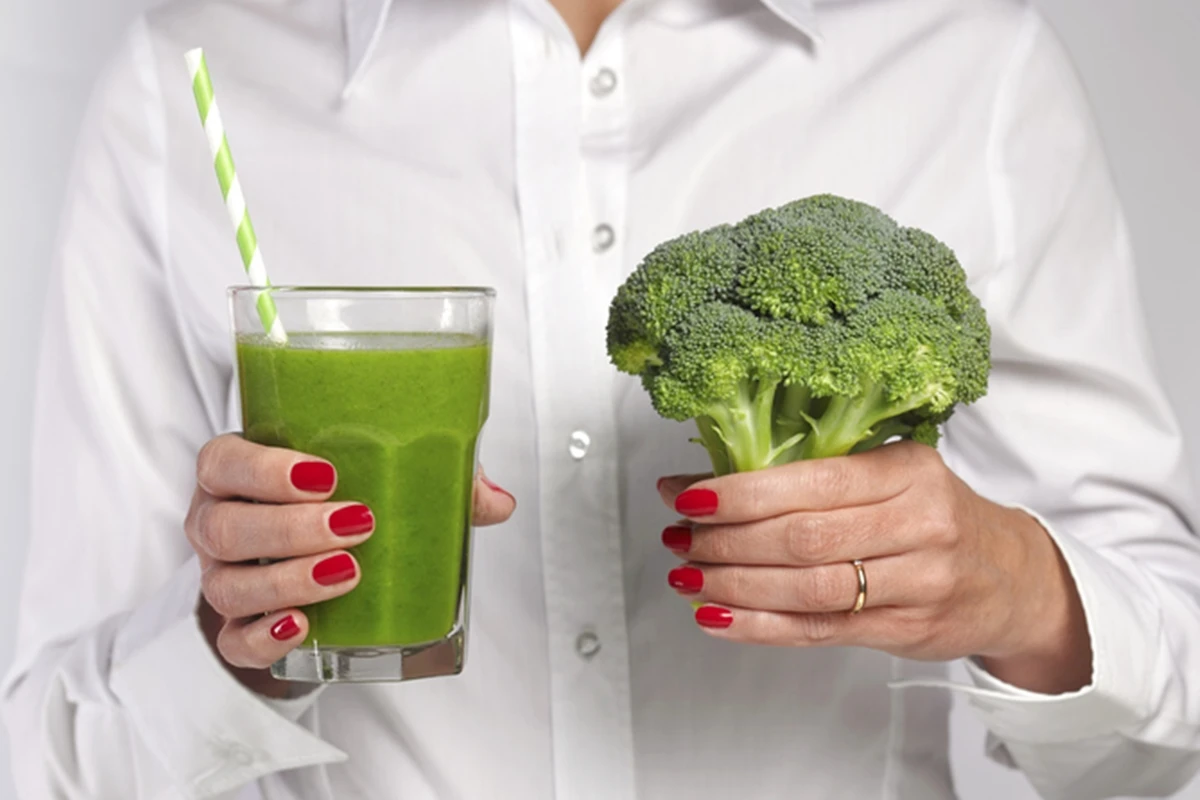 Suco nutritivo com brócolis: conheça os benefícios e aprenda a fazer