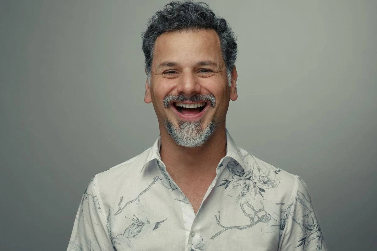 Munir Kanaan fala sobre teatro, cinema e a paixão por contar histórias