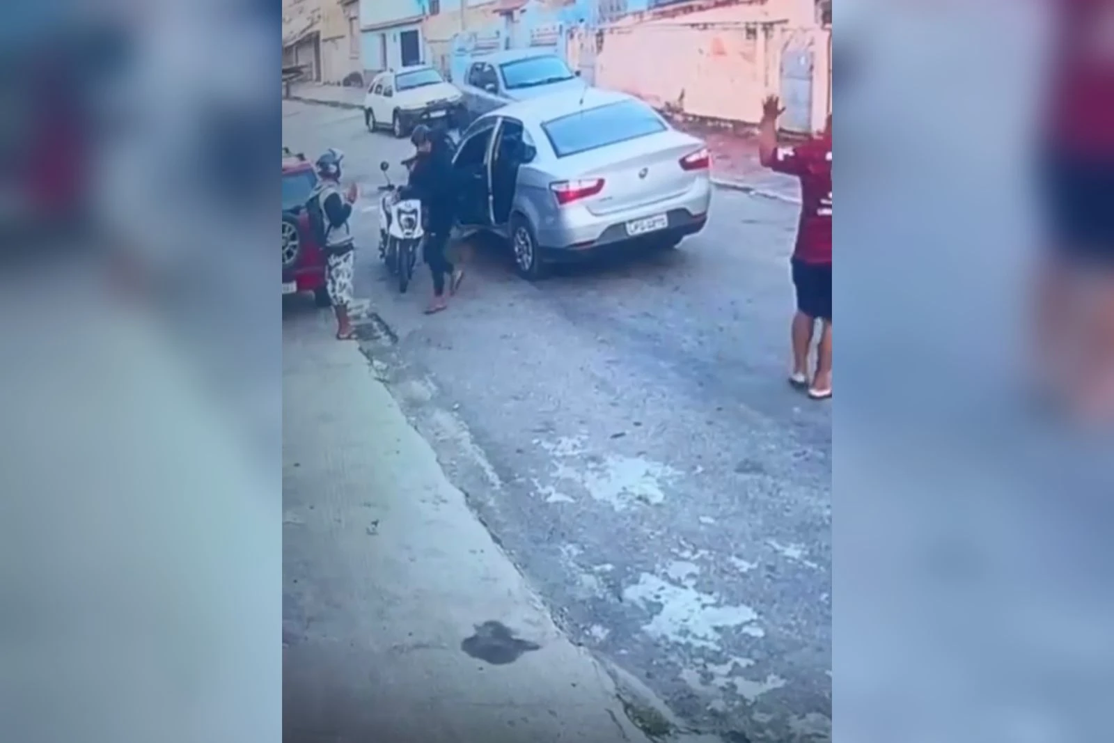 Ladrões esfomeados fazem a limpa em vítima e levam até a marmita no RJ