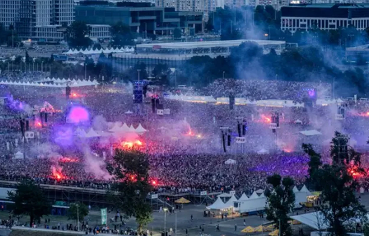 Milhares repetem saudação da era nazista em show na Croácia