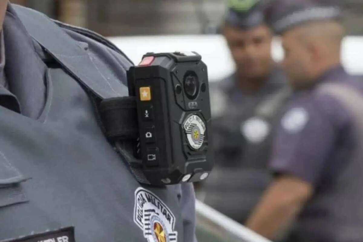 Novas câmeras corporais da PM começam a ser testadas na Grande SP