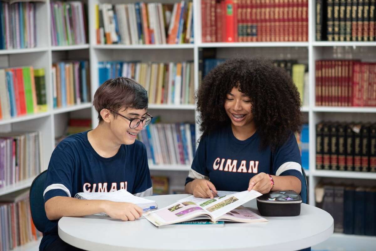 Como escolher uma escola transformadora para seu filho