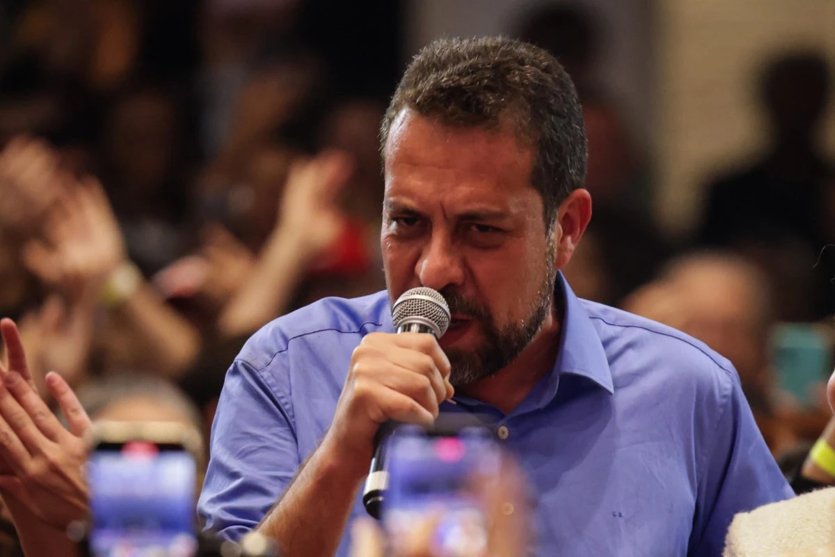 “O recado do povo é claro”, diz Boulos sobre invasão de banco em SP