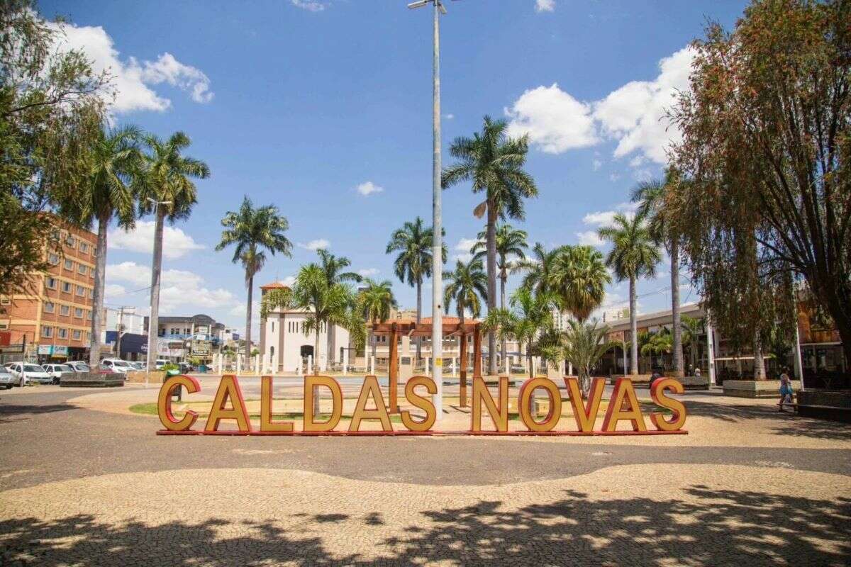 Caldas Novas: prefeitura volta atrás, e taxa para turistas é revogada