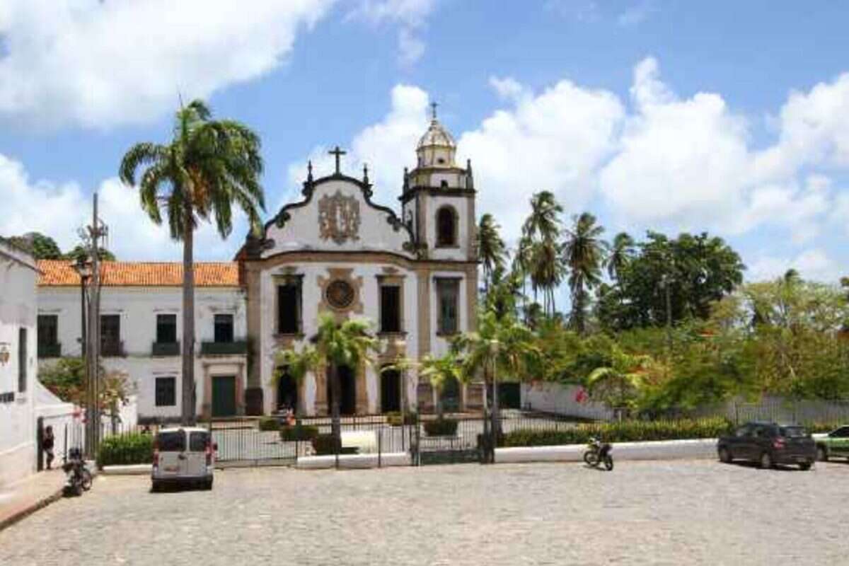 PE: Convento de Santo Antônio é interditado por risco de desabamento