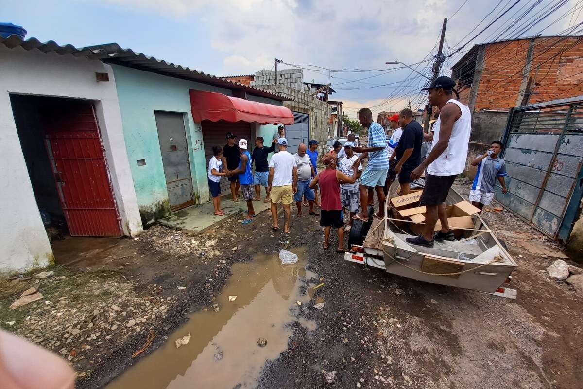 Jardim Pantanal tem ação de “povo pelo povo” e medo de novas enchentes