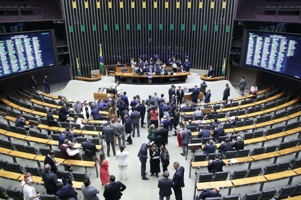 Câmara: Lira convoca sessão presencial para a próxima segunda (18/11)