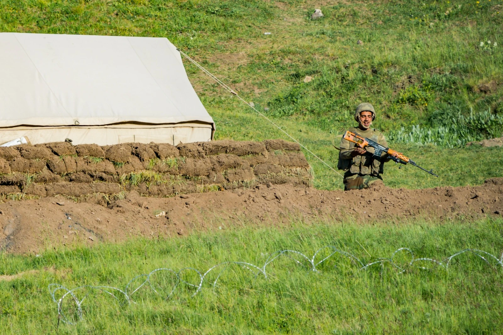 A paz improvável no conflito esquecido entre Armênia e Azerbaijão