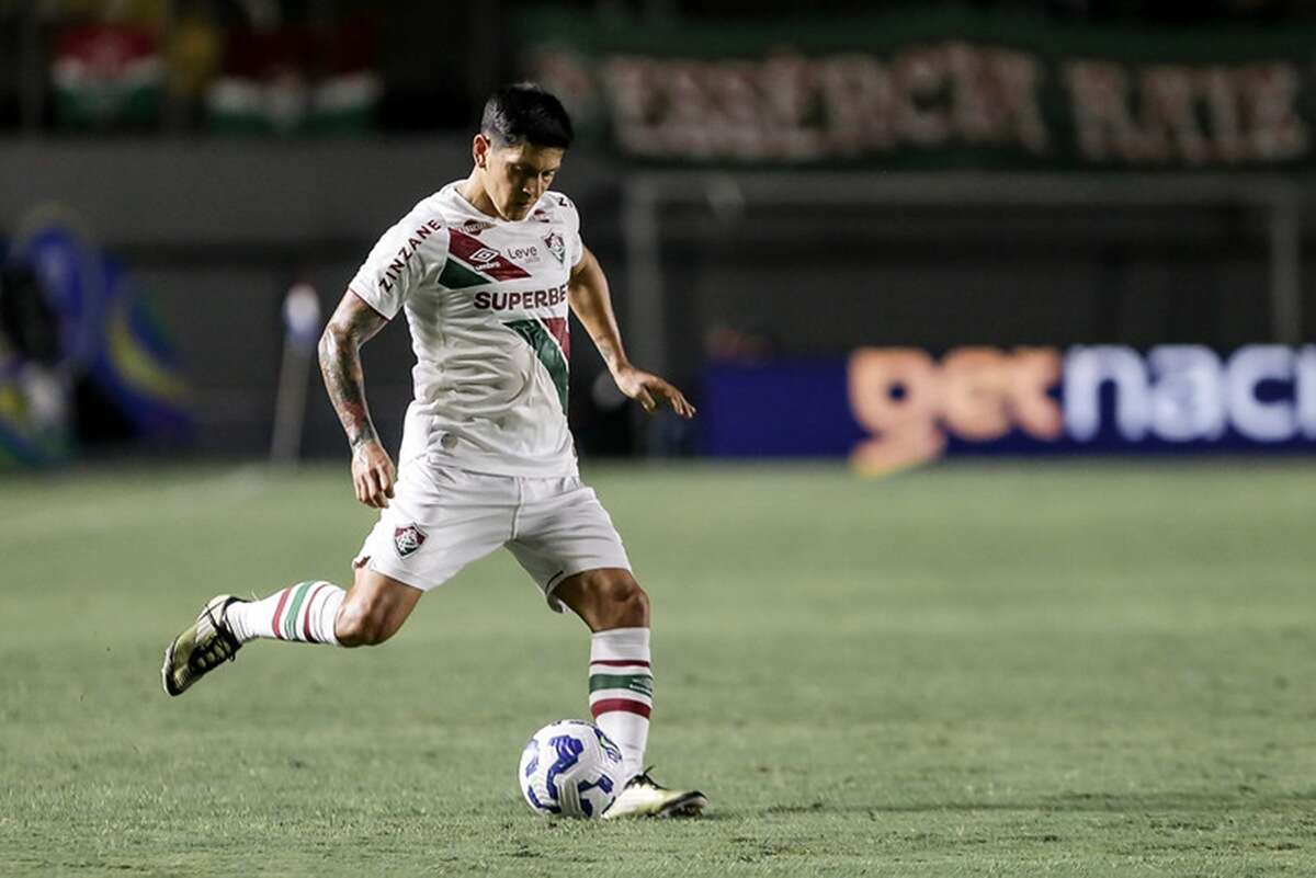 Mano Menezes exalta Cano após classificação na Copa do Brasil