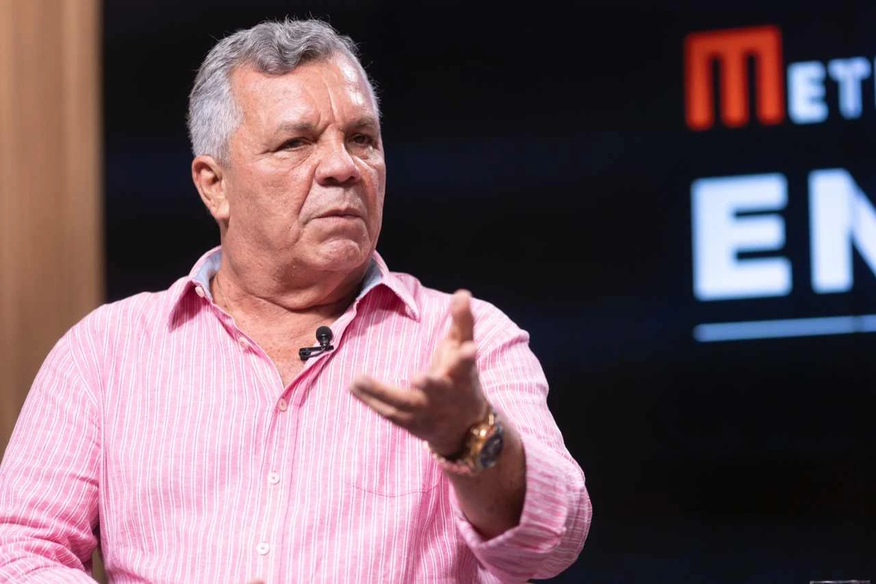 Fraga se diz contra prender maconheiros: “Fuma para descontrair”