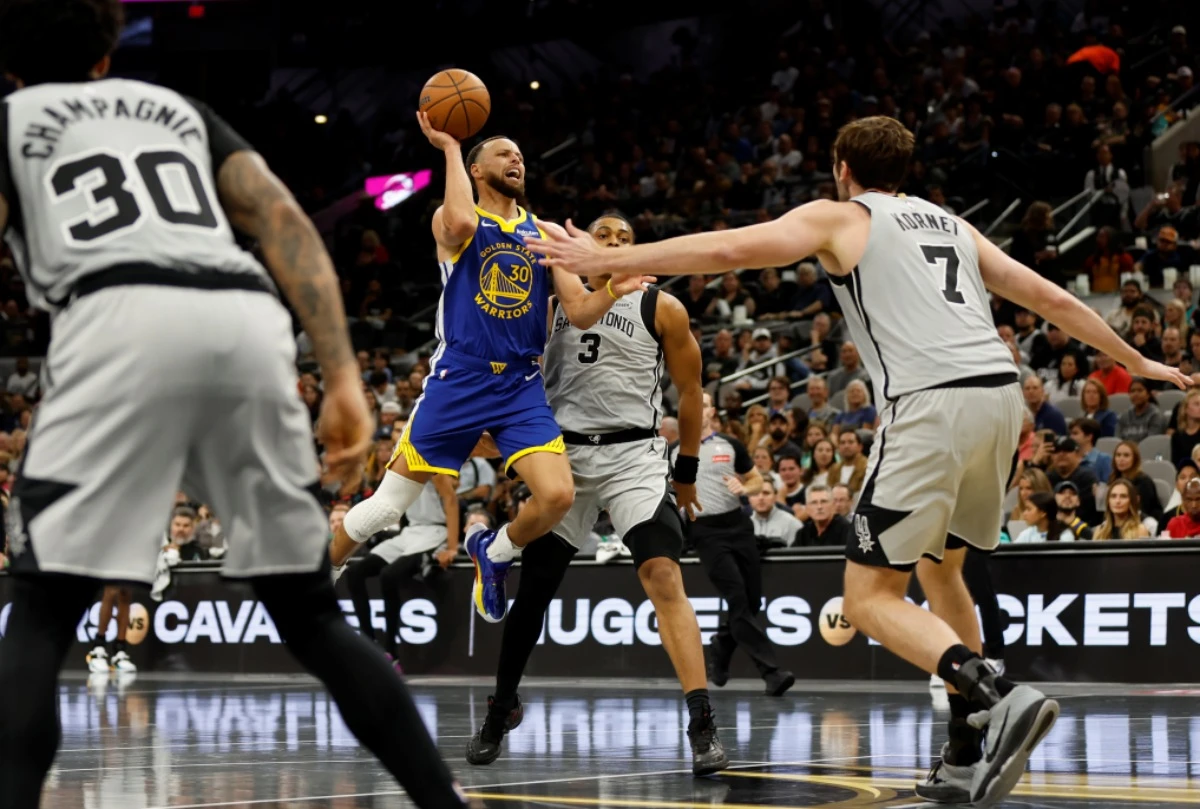 Curry supera Jordan em vitória dos Warriors: confira resultados da NBA