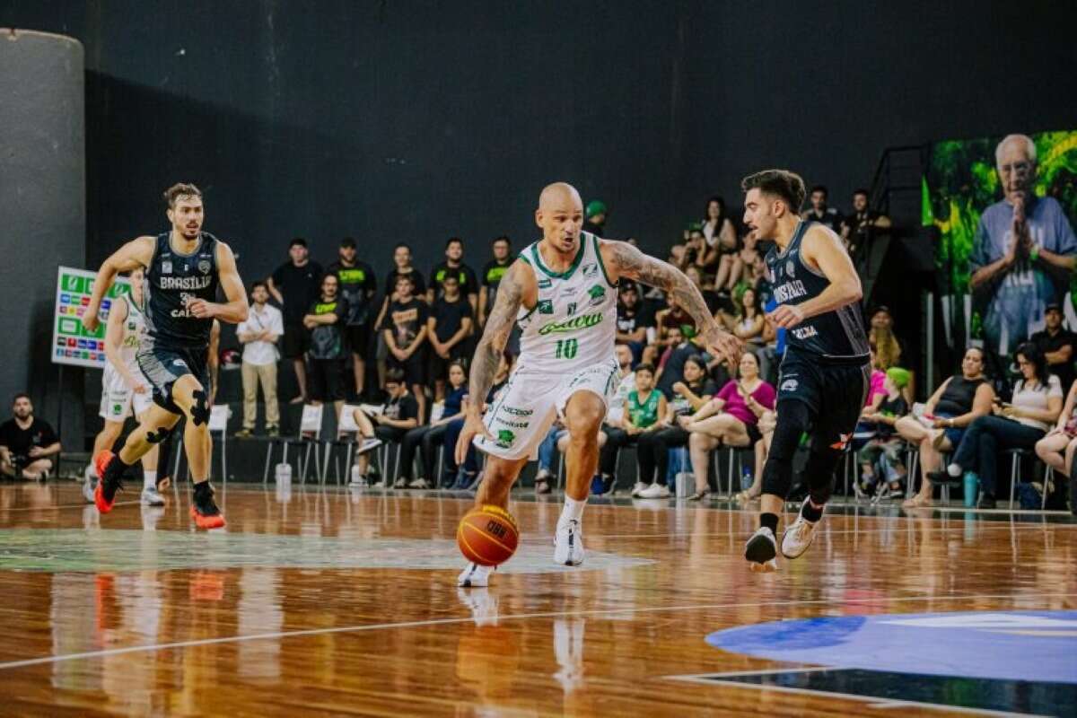 Brasília Basquete faz grande jogo, mas é derrotado pelo Bauru no NBB