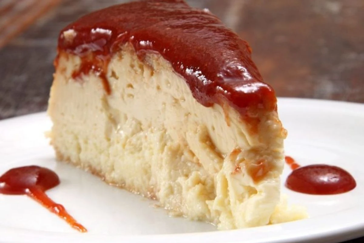 Torta basca viraliza no TikTok pela textura cremosa; veja a receita