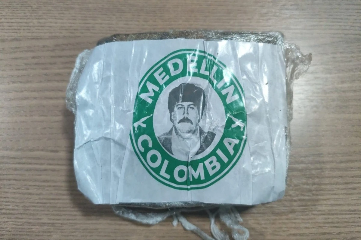 Traficantes negociavam cocaína com o rosto de Pablo Escobar pelo WhatsApp