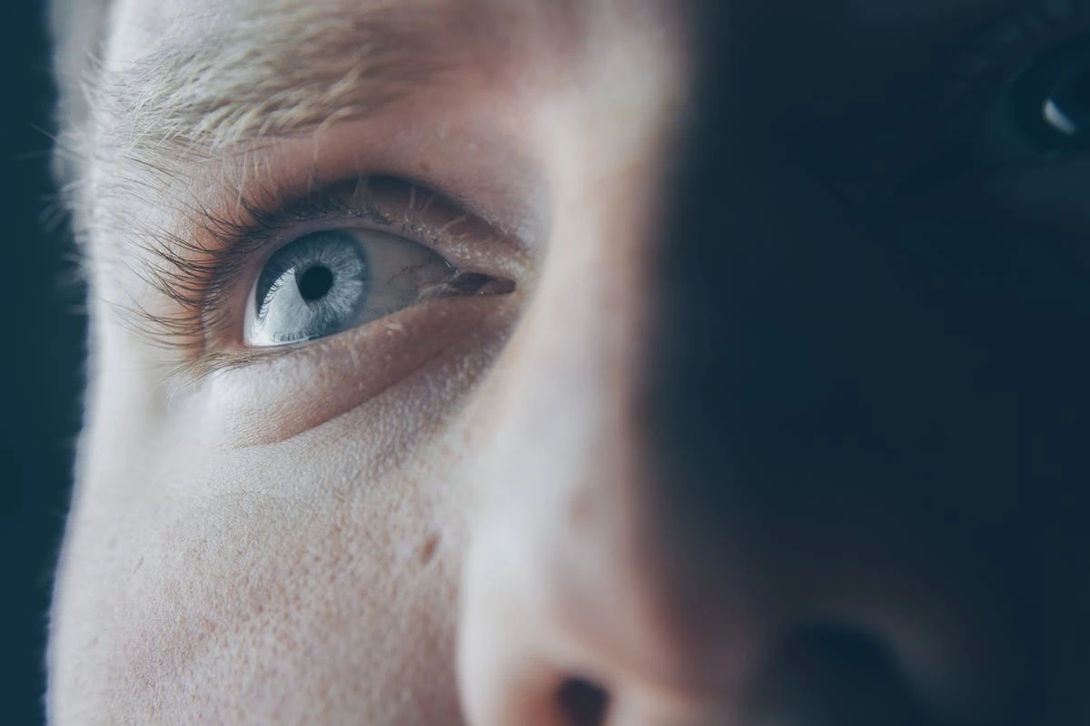 Visão em risco! 6 hábitos do dia a dia que são ruins para os olhos