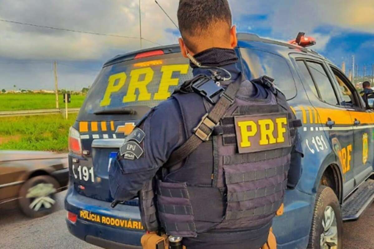 GO: casal se passa por agentes e usa viatura da PRF para cobrar dívida