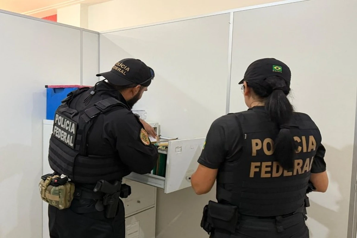 Bando desviava boletos de clientes da Caixa para bancar vida de luxo