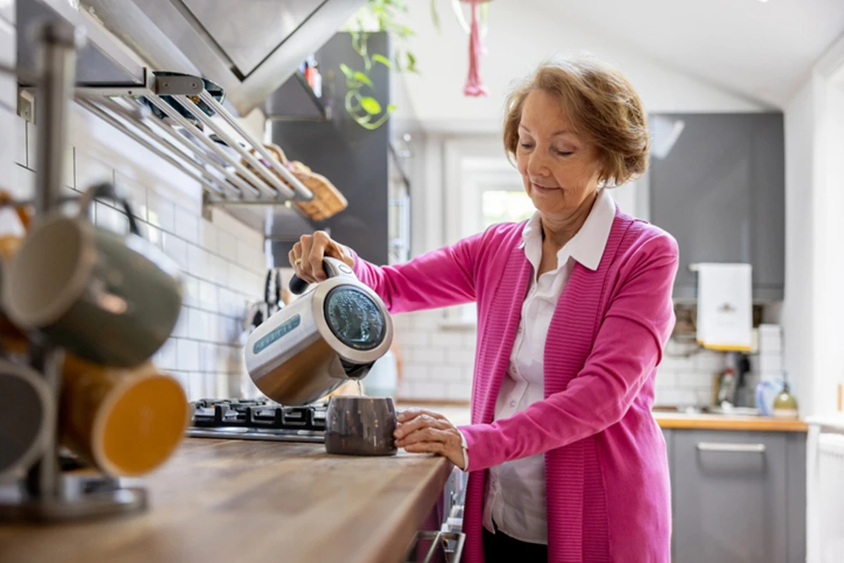 Teste da xícara de chá pode revelar os primeiros sinais de Alzheimer
