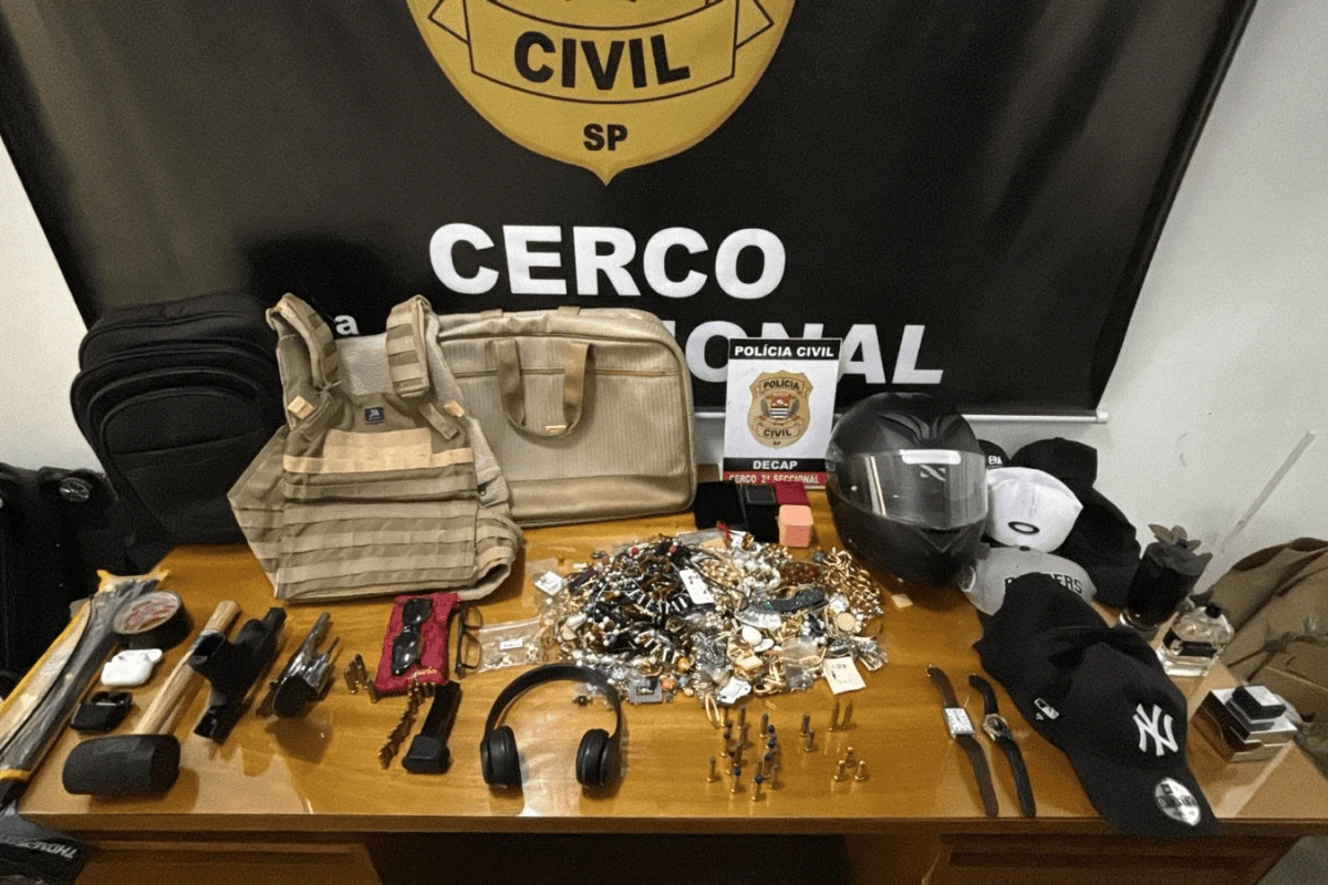 Polícia prende quadrilha suspeita de roubar condomínios na zona sul
