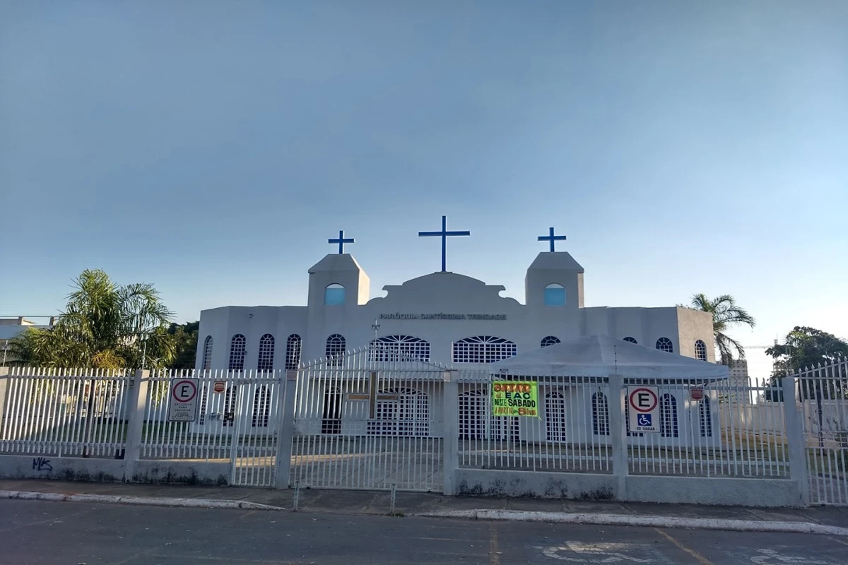 Jovem foi executado em frente à igreja no DF por ordem da namorada