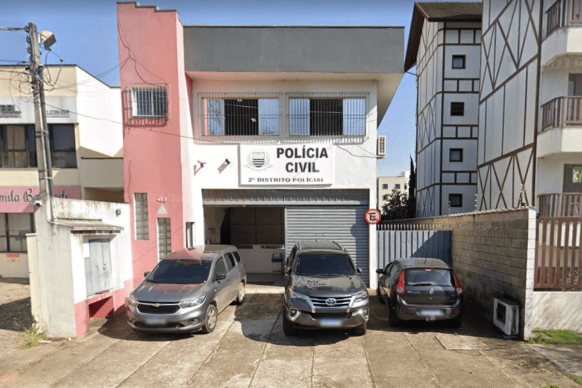 Mulher morre após ter mal súbito e ser atropelada por ônibus em SP