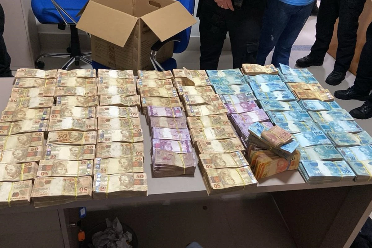 Corrupção na Novacap: MP encontra caixa de papelão com R$ 1 milhão