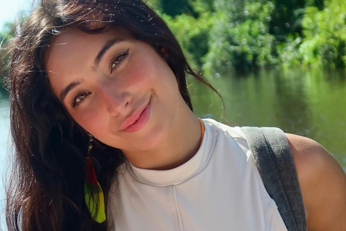 Vanessa Lopes viraliza com desabafo sobre vício em cigarro eletrônico
