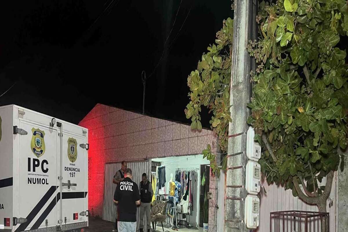 Encapuzados invadem casa e matam homem em frente à família