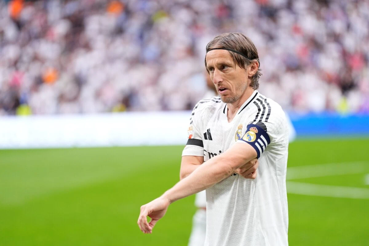 Vídeo: com presença de Kroos, Modric tem despedida emocionante