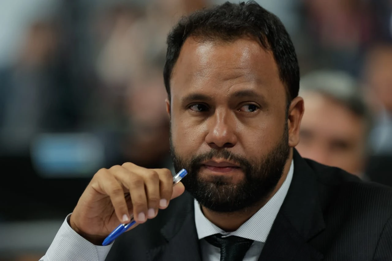 Deputado do PSol propõe lei inspirada em Oruam e Poze do Rodo