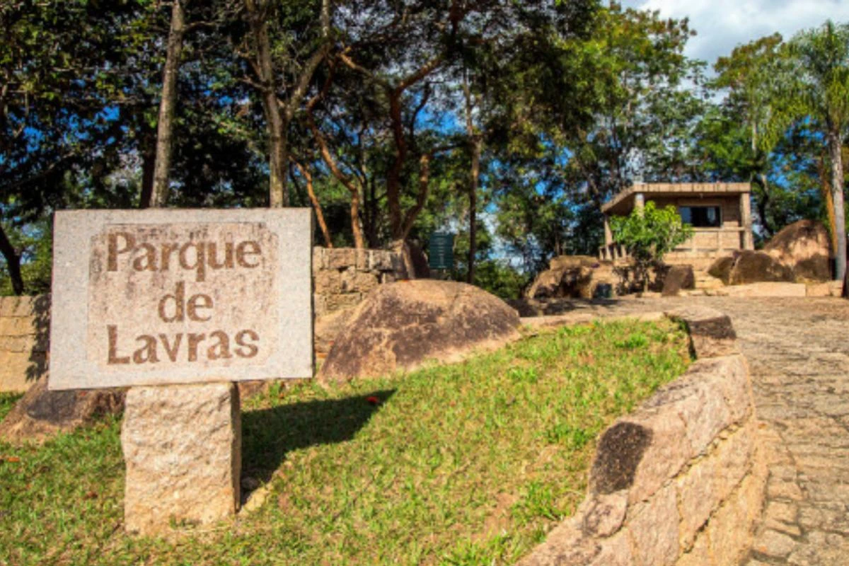 Parque no interior de SP é interditado após mortes por febre maculosa