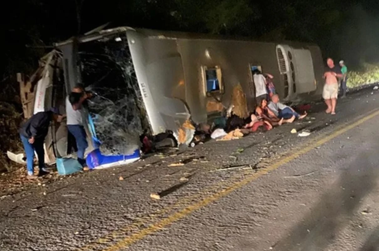 PE: após acidente com 17 mortos, motorista diz que deixará o trabalho