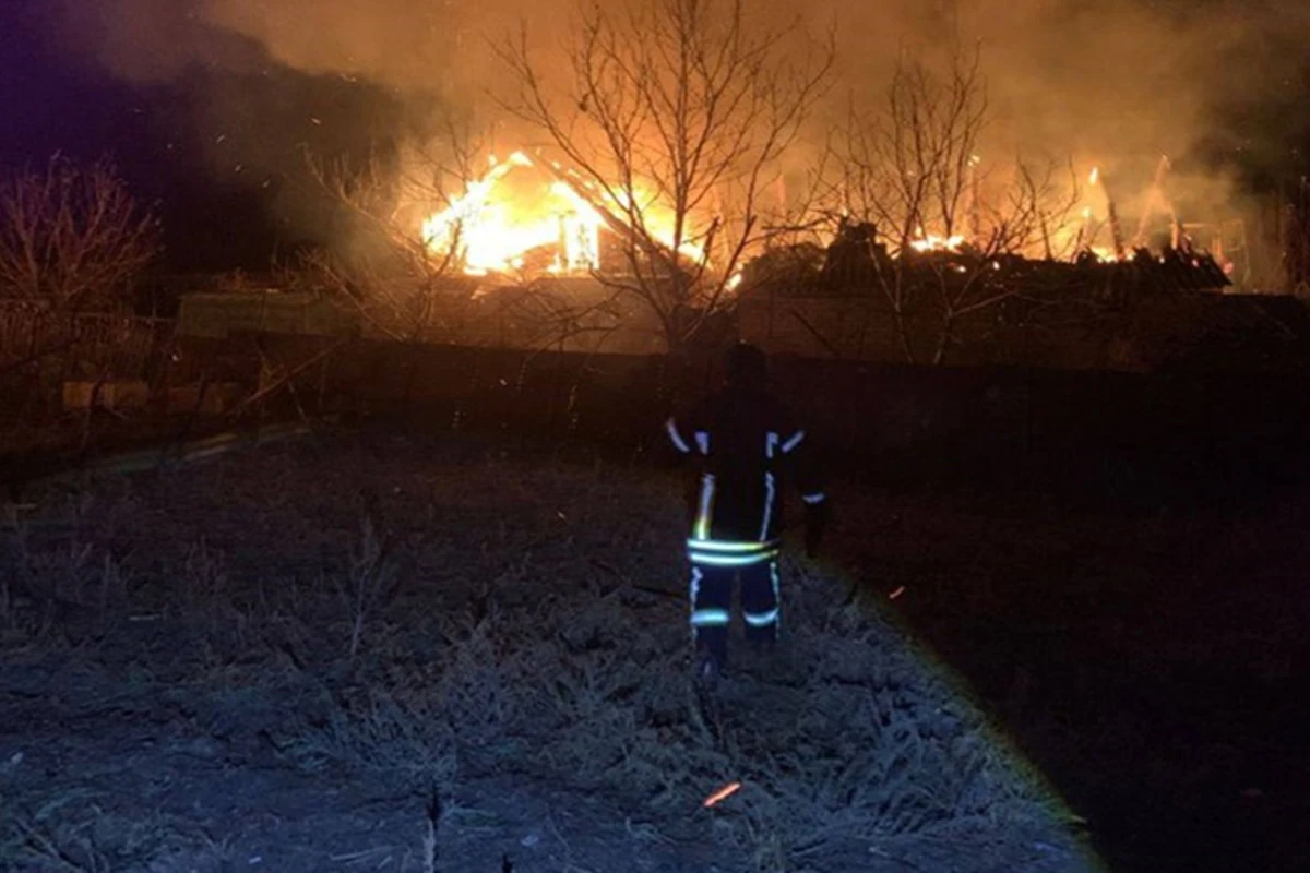 Rússia lança 135 drones contra a Ucrânia, diz Zelensky