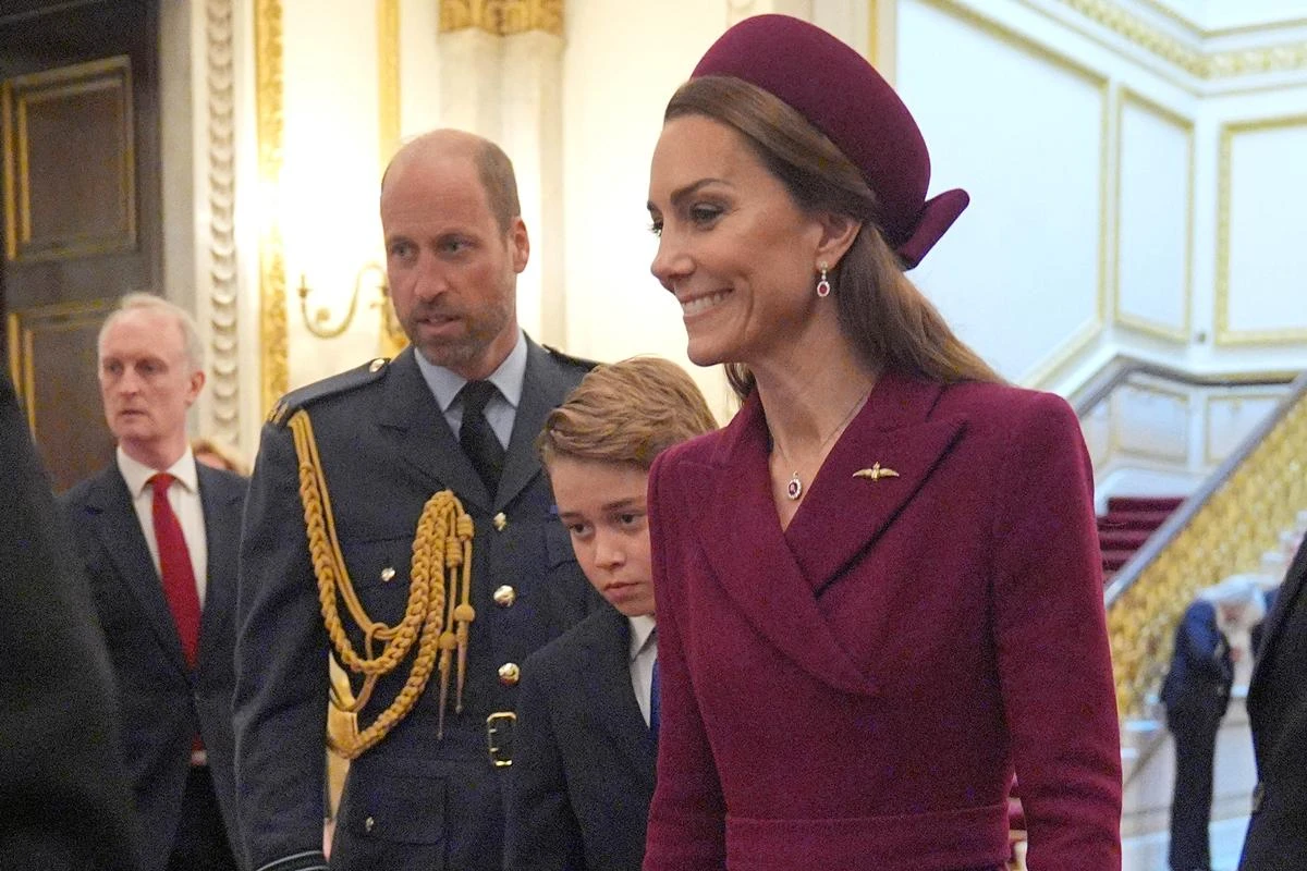 William e Kate “adiaram” contar a George sobre destino como rei