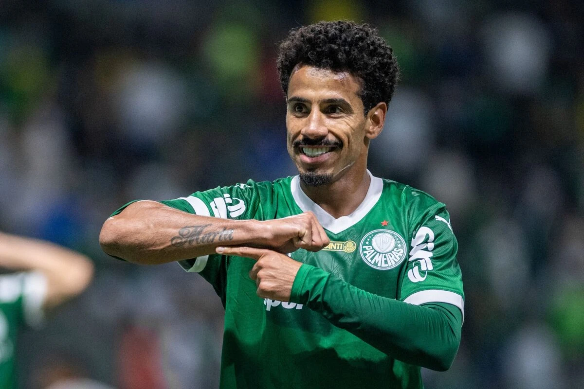 Lucas Evangelista não joga mais pelo Palmeiras em 2025. Entenda