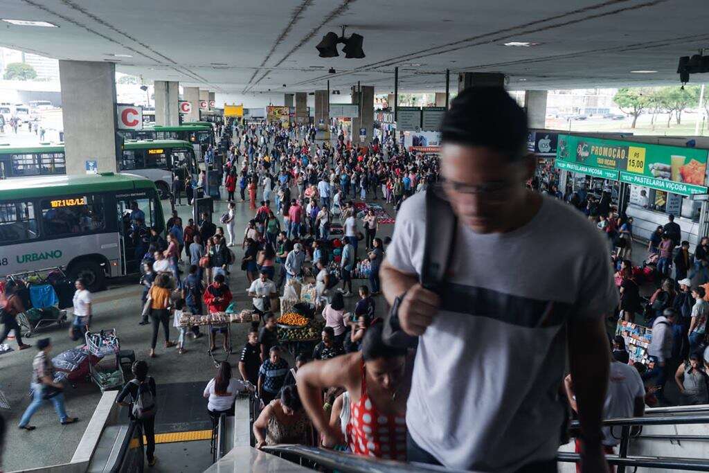 Entorno: escolha por ônibus pirata pressionou empresa a reduzir tarifa