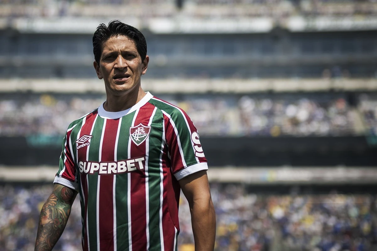 Morre Marina Recalde, mãe de Germán Cano, do Fluminense; clube lamenta
