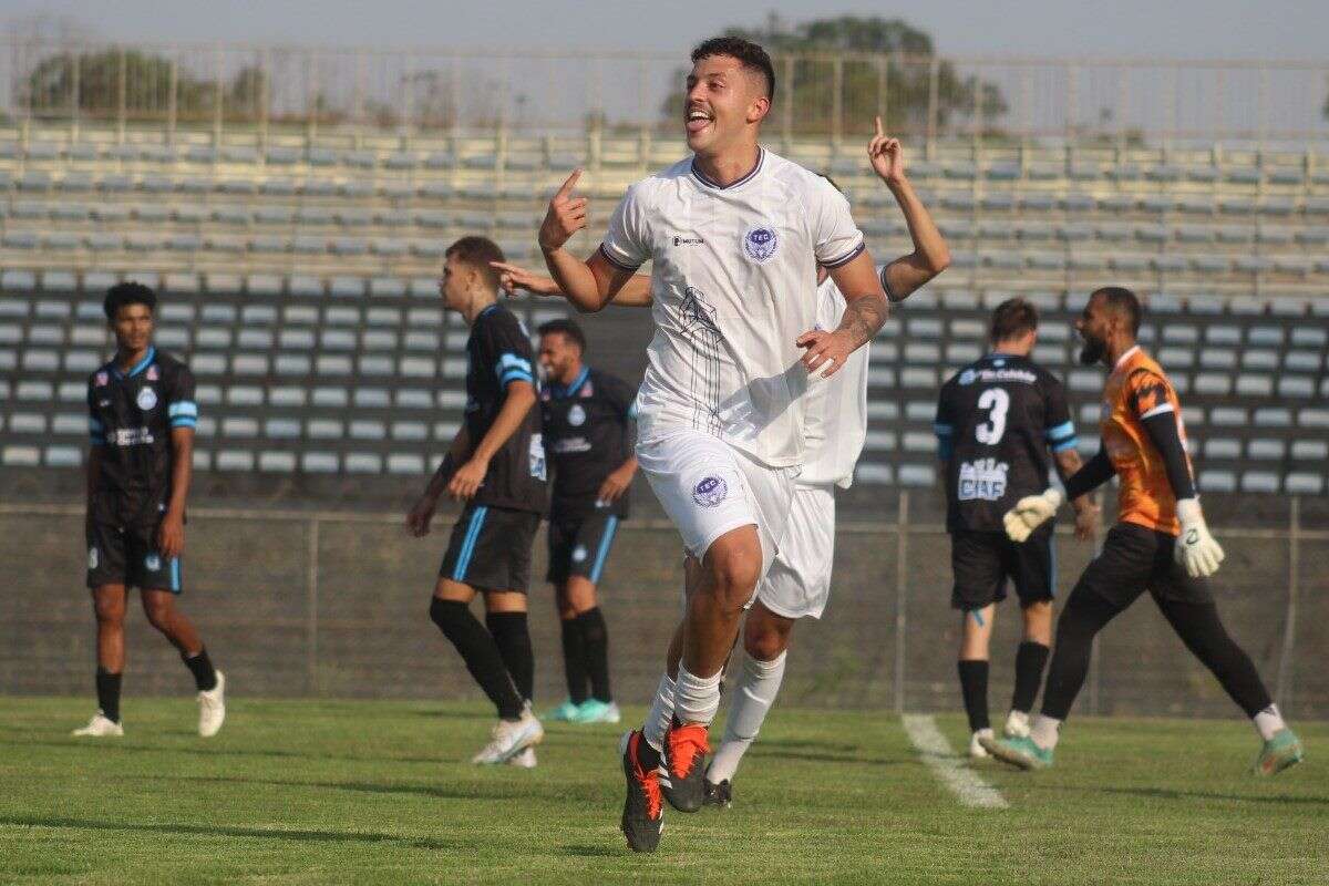 Candangão Série B tem goleadas e vitórias de todos os mandantes