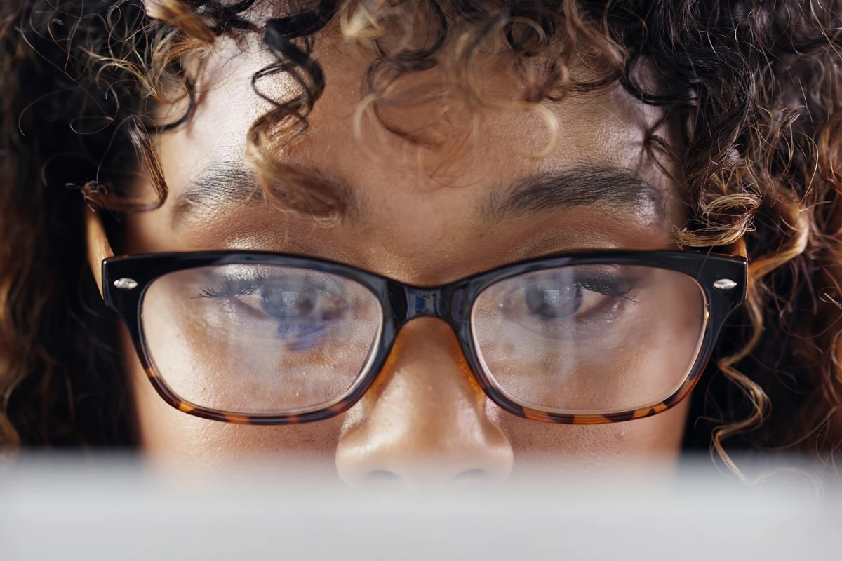 Presbiopia: por que ainda é impossível escapar da “vista cansada”