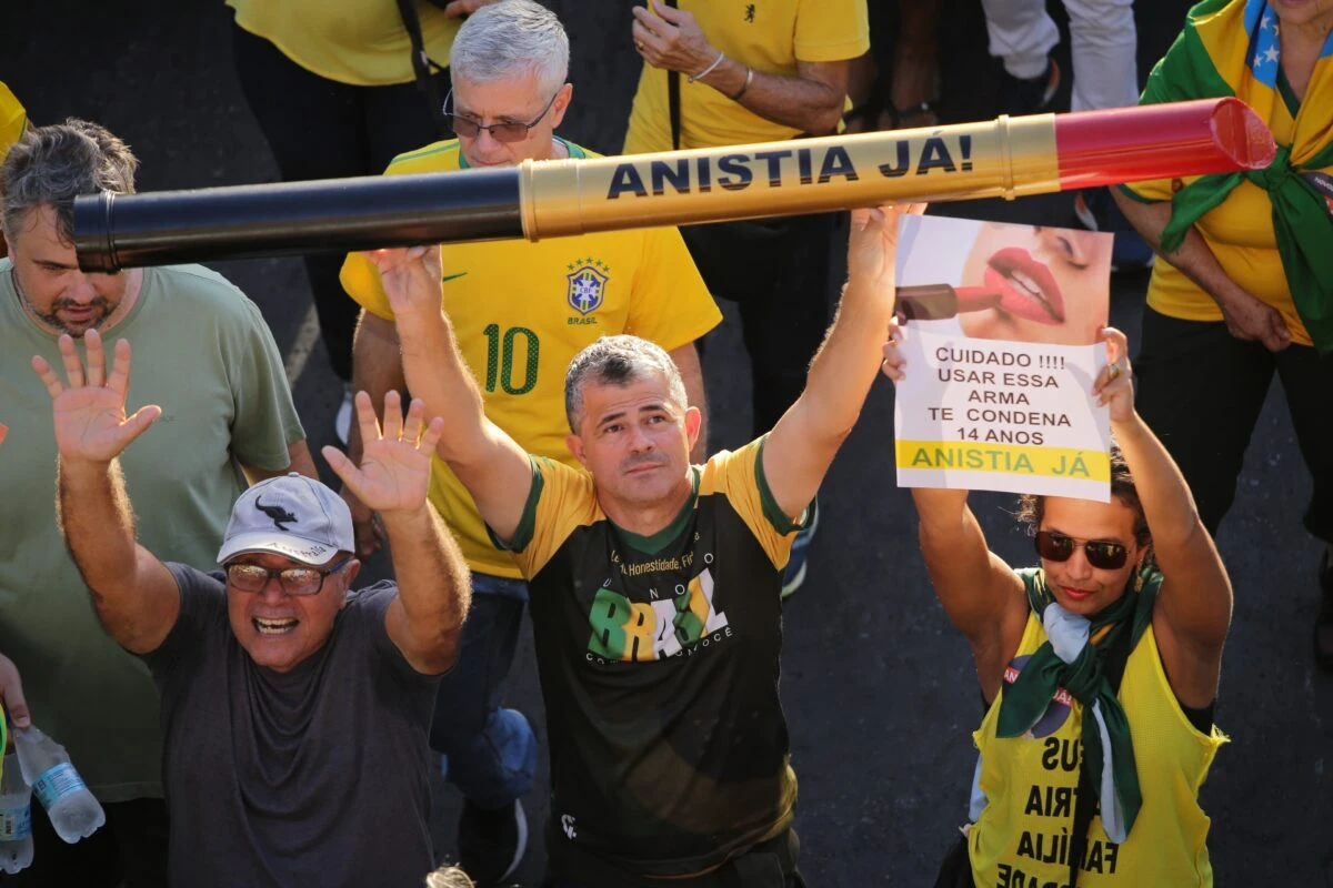 Anistia: oposição articula próximos atos; famílias cogitam acampamento